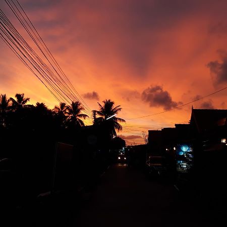 Baan Mook Anda Hostel Ko Lanta Exterior foto